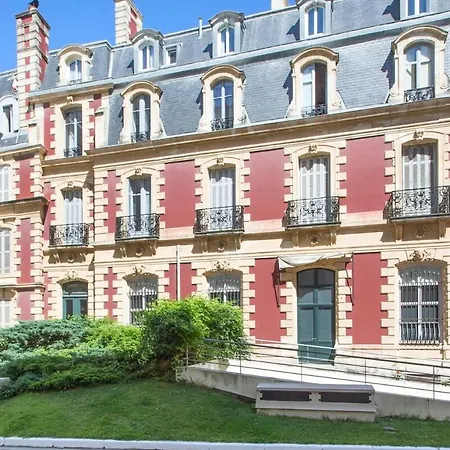 - Clemenceau - Centre - Apartment