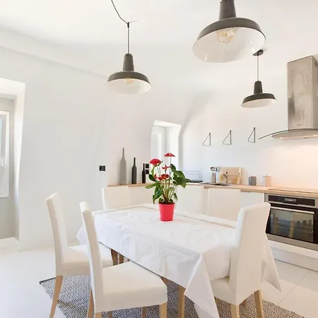 - Clemenceau - Centre - *